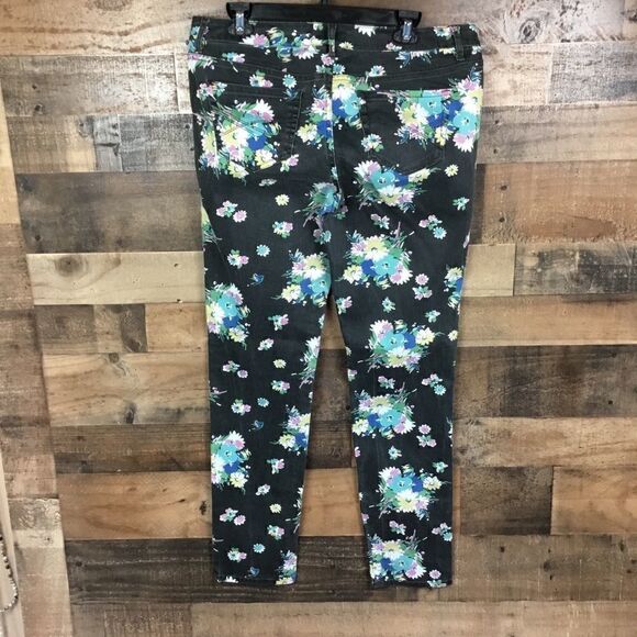 Aeropostale Jeans Ashley Ultra Skinny Black Floral Print Size 13 14R Juniors - Picture 4 of 8